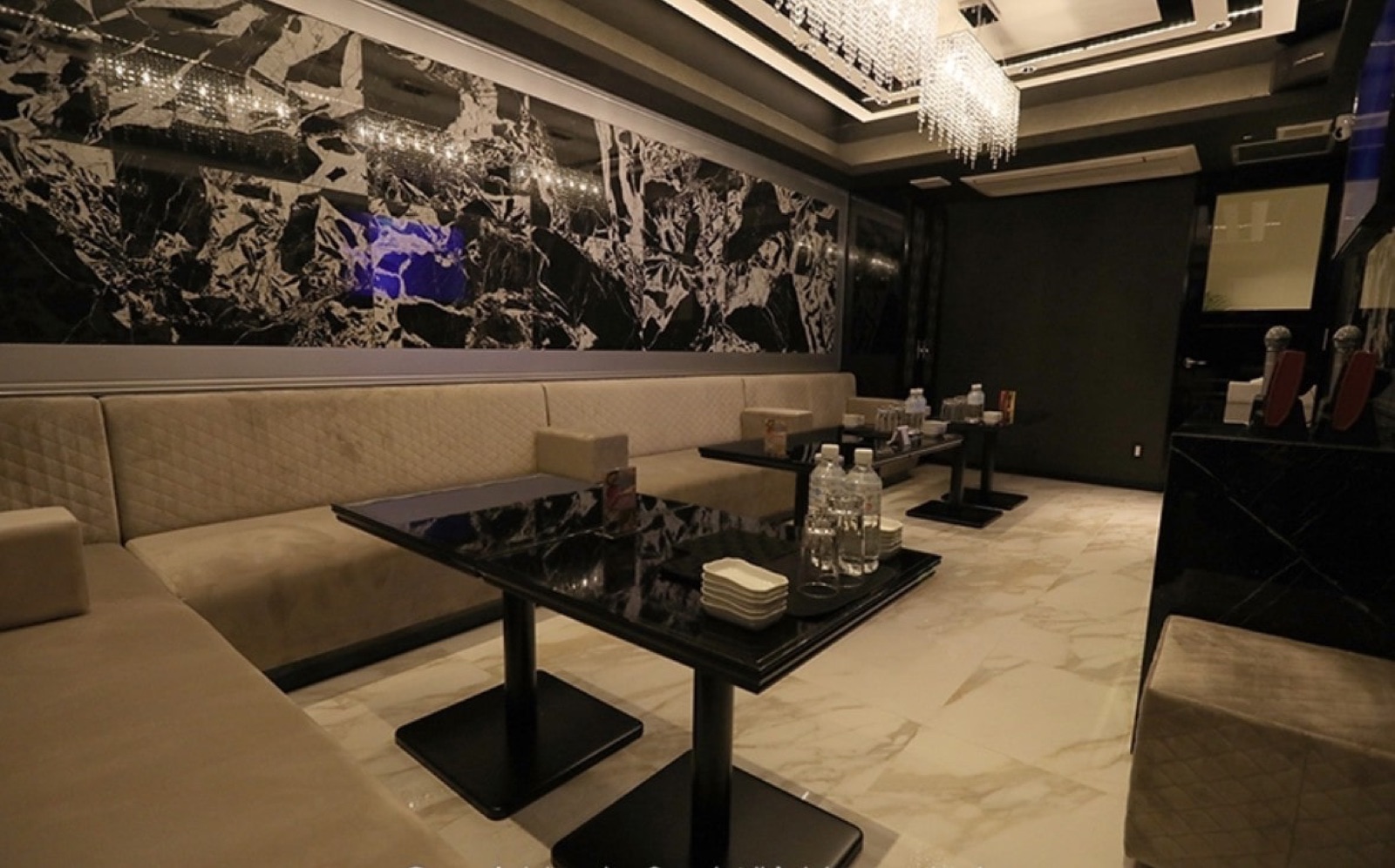 ヴェリアの店舗画像
