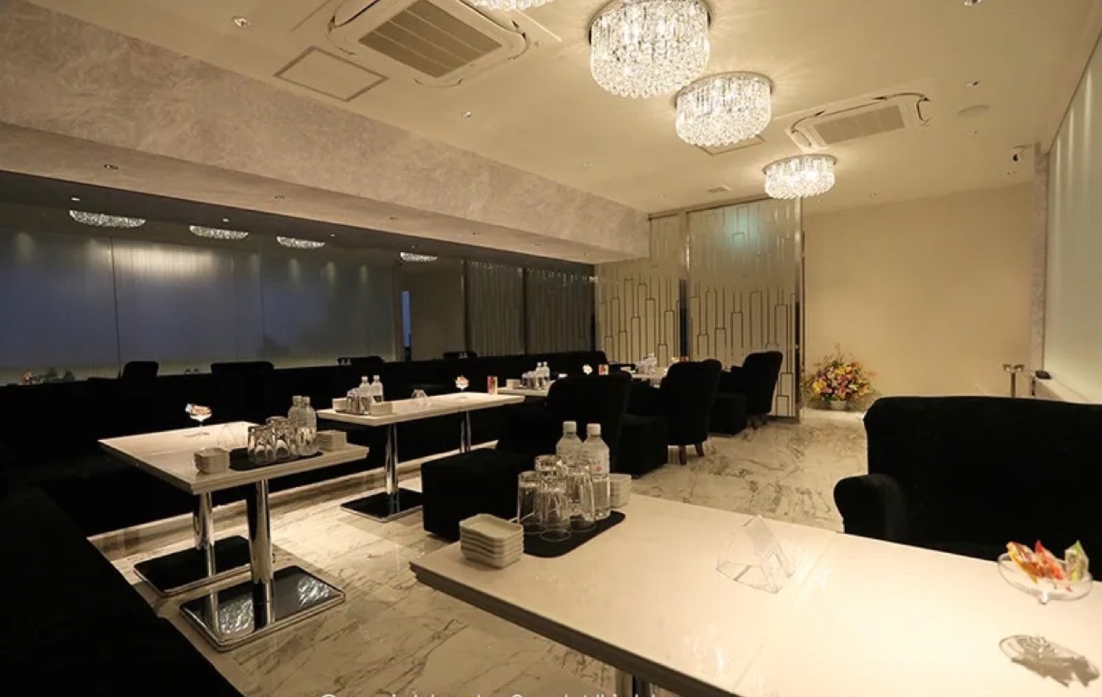 ヴェリアの店舗画像